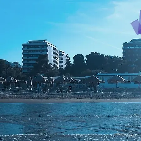 Apartment Pine Park & Seafront Pescara