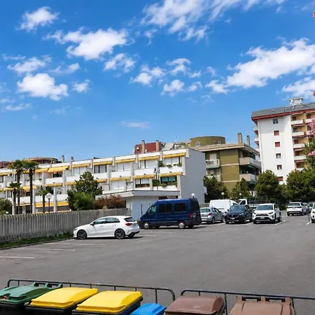 Pine Park & Seafront Pescara Apartament Montesilvano Marina